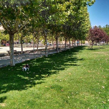 Villa "Luna De Segovia" Леганес Экстерьер фото